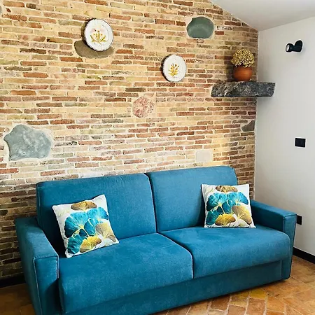Pierangela Apartamento *